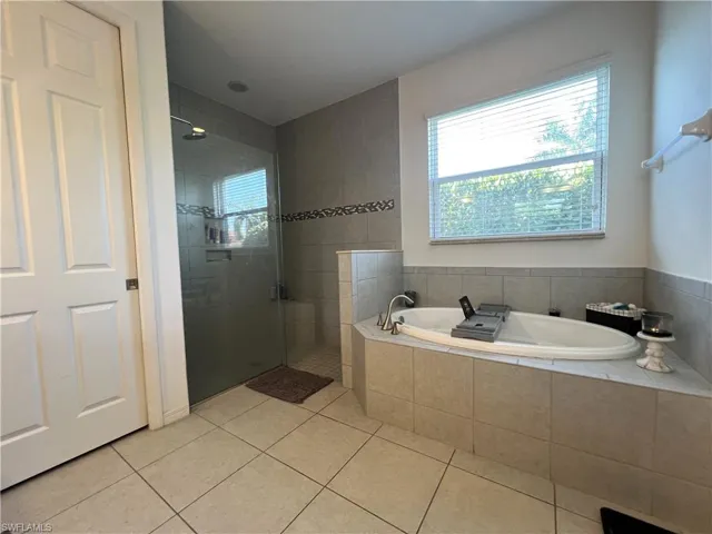 3501  Bridgewell  CT, Fort Myers, FL 33916