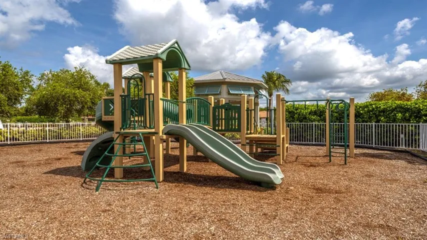 3501  Bridgewell  CT, Fort Myers, FL 33916