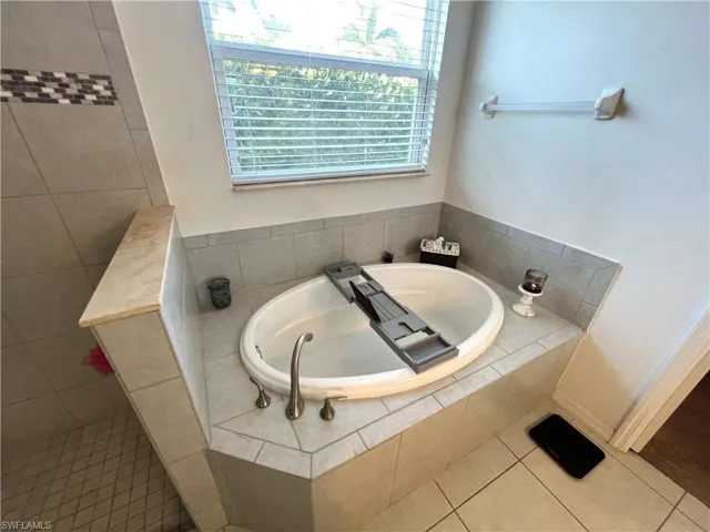 3501  Bridgewell  CT, Fort Myers, FL 33916