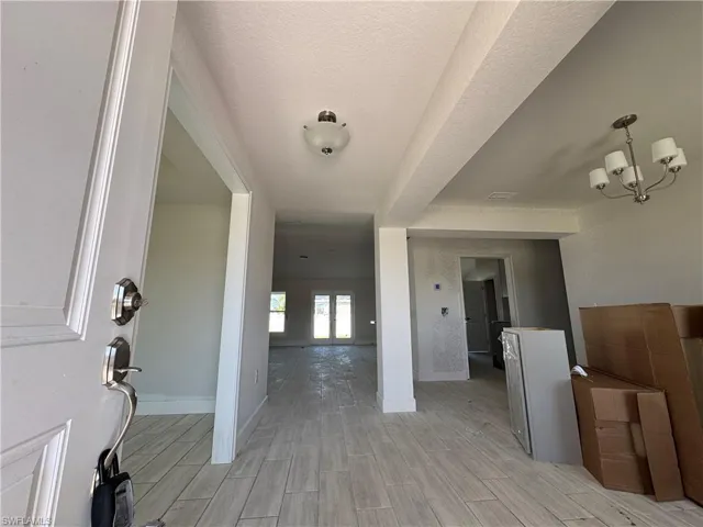 1525 S Gator  CIR, Cape Coral, FL 33909