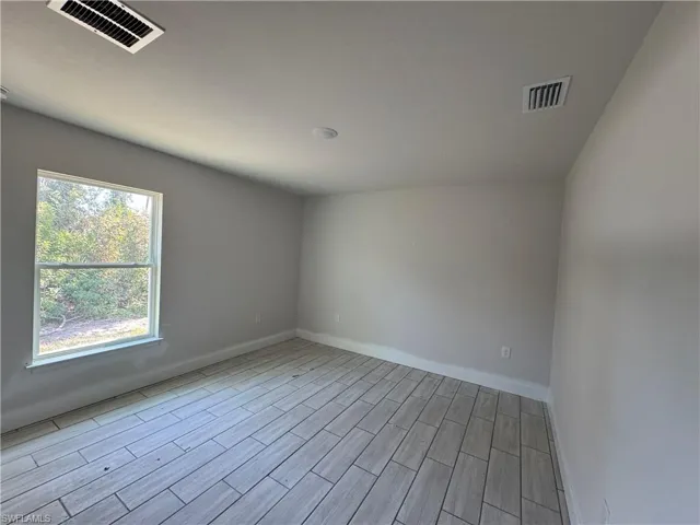 Good size bedrooms!