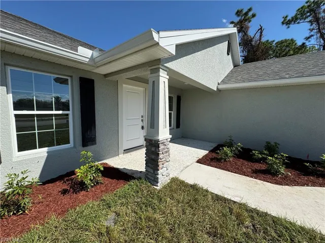1525 S Gator  CIR, Cape Coral, FL 33909