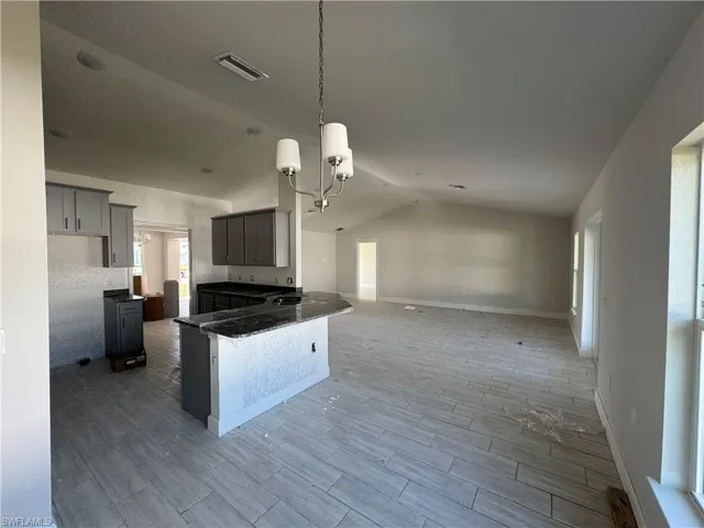 1525 S Gator  CIR, Cape Coral, FL 33909