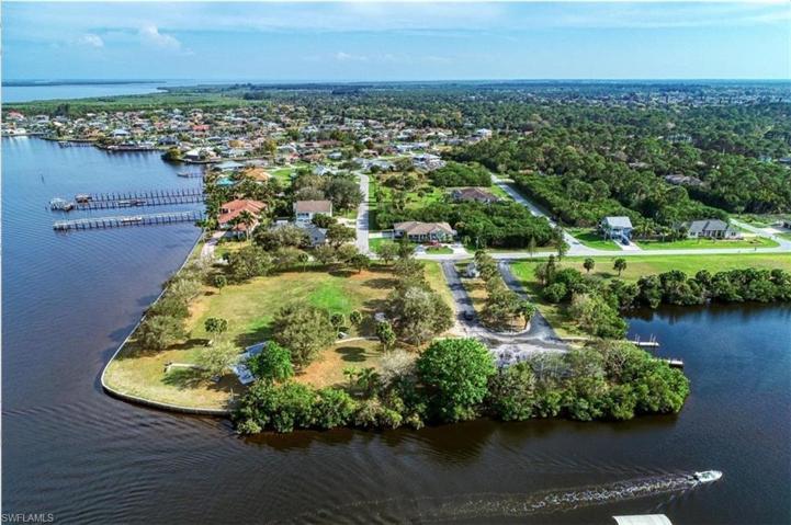 5939  David  BLVD, PORT CHARLOTTE, FL 33981