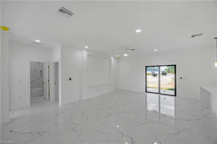 Living room, bath and other bedrooms entrance