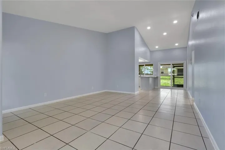 24 Nw 15th Pl, Cape Coral, Florida 33993