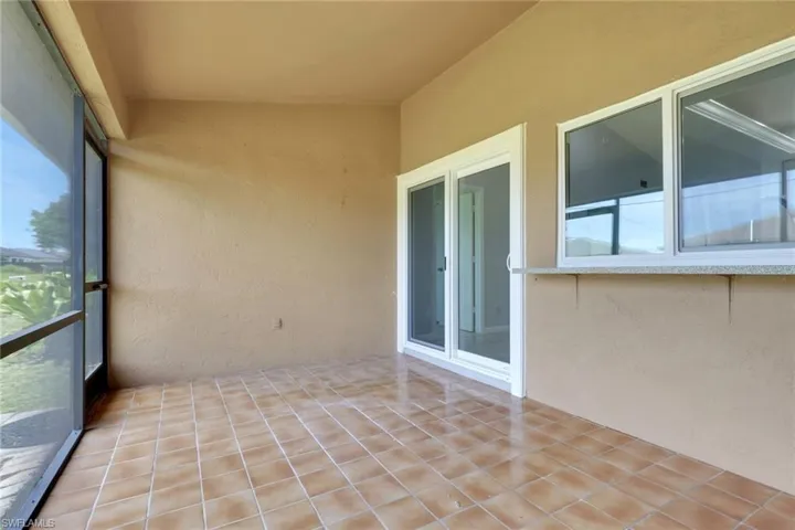 24 Nw 15th Pl, Cape Coral, Florida 33993