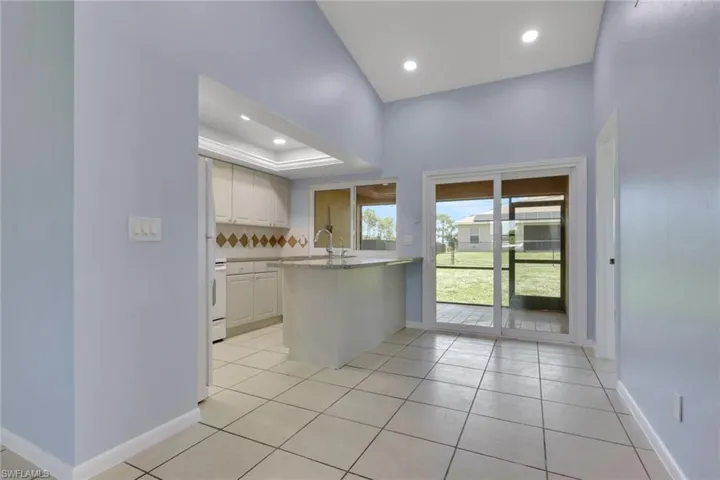 24 Nw 15th Pl, Cape Coral, Florida 33993
