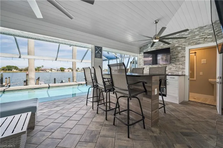 Outdoor entertainment area