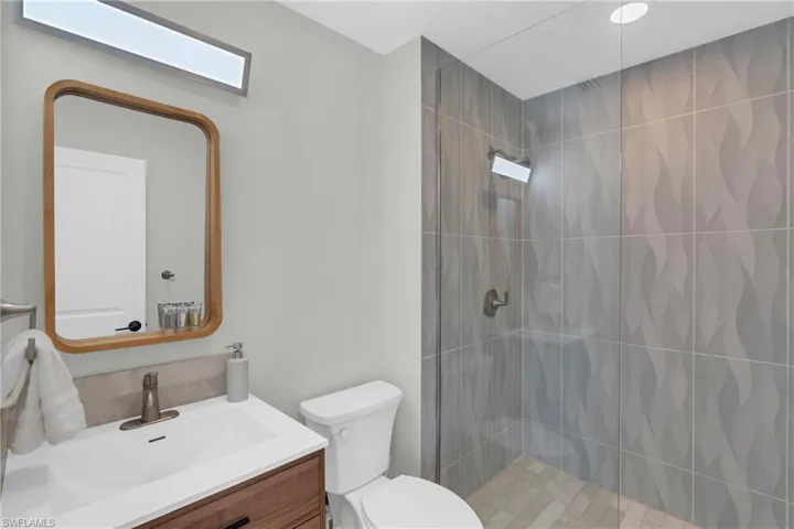 6401 Plumosa Ave, Fort Myers, Florida 33908