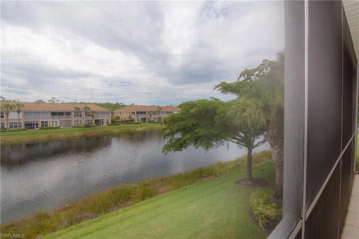 Enjoy nature from your screened back lanai.