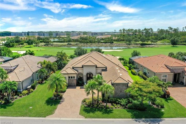 This home's stucco and stone exterior, beautiful landscaping, 3 car garage and extra long driveway give it lots of curb appeal.