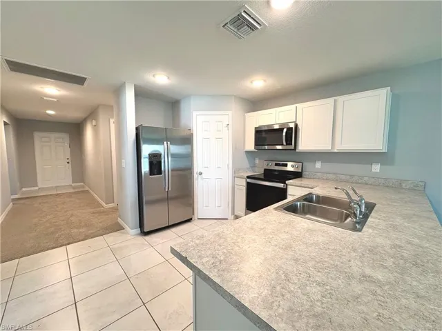 1713 Ne 26th Ter, Cape Coral, Florida 33909
