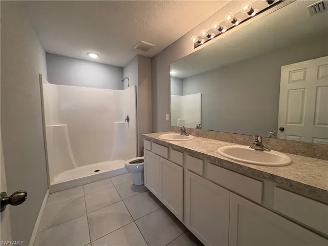 1713 Ne 26th Ter, Cape Coral, Florida 33909