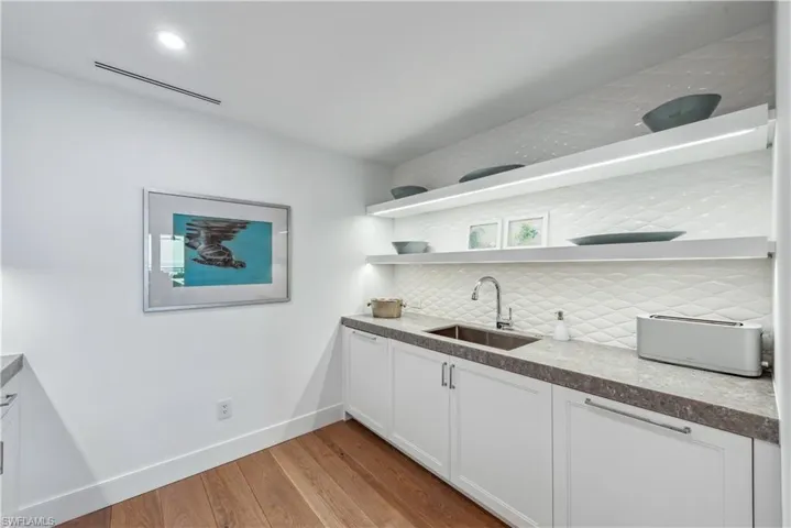 Butler Pantry