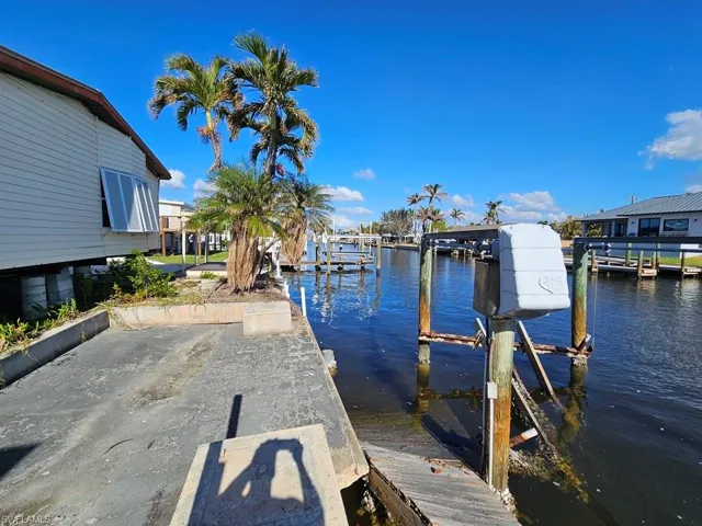 Monroe Canal