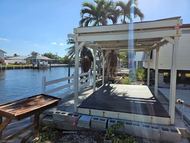 Monroe Canal