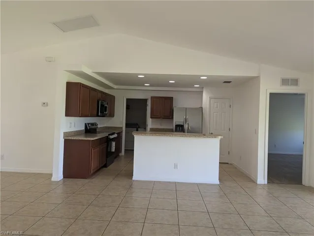2904 NE 1st  AVE, Cape Coral, FL 33909