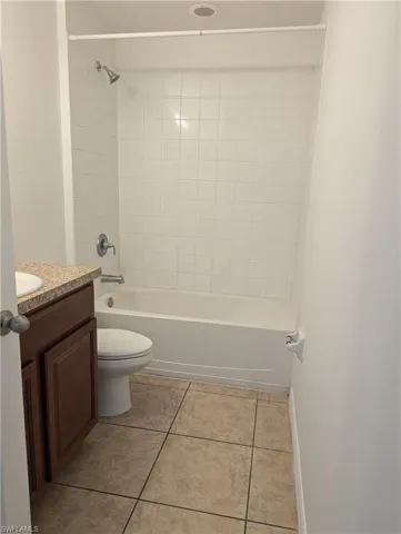 2904 NE 1st  AVE, Cape Coral, FL 33909