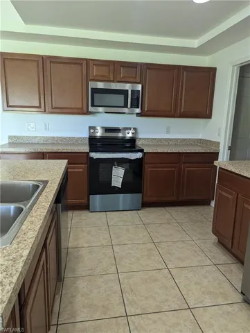 2904 NE 1st  AVE, Cape Coral, FL 33909