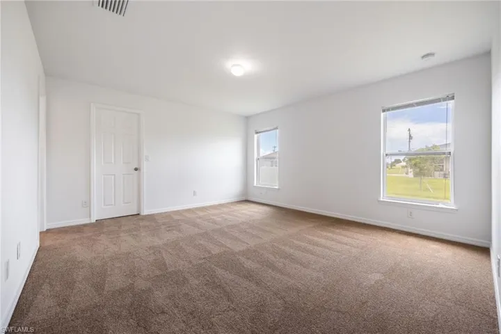 2904 NE 1st  AVE, Cape Coral, FL 33909
