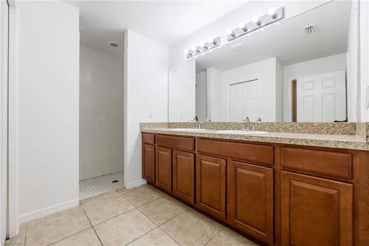 2904 NE 1st  AVE, Cape Coral, FL 33909