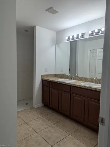 2904 NE 1st  AVE, Cape Coral, FL 33909