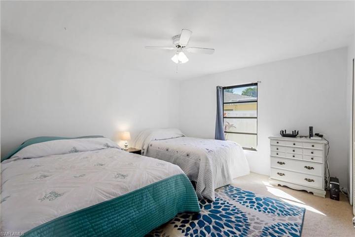 822 SE 21st AVE, CAPE CORAL FL 33990