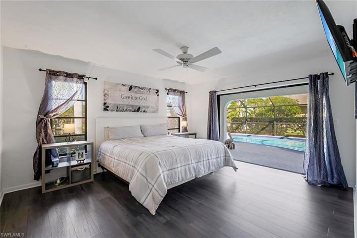 822 SE 21st AVE, CAPE CORAL FL 33990