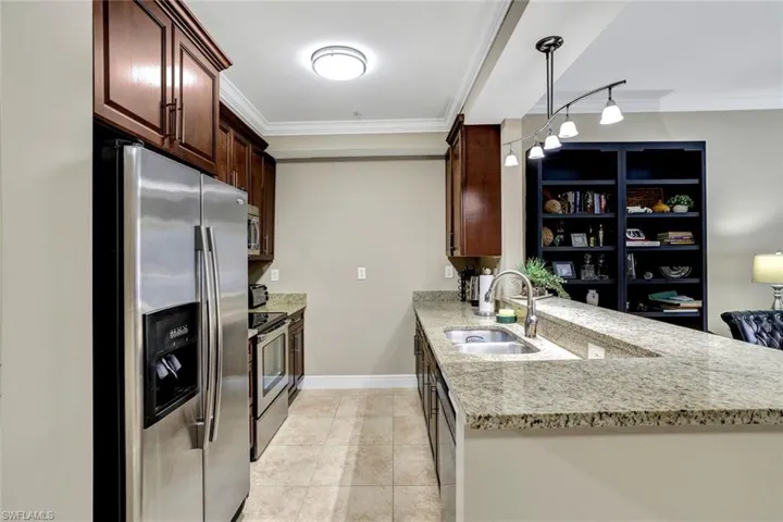 23151  Fashion  DR, Estero, FL 33928