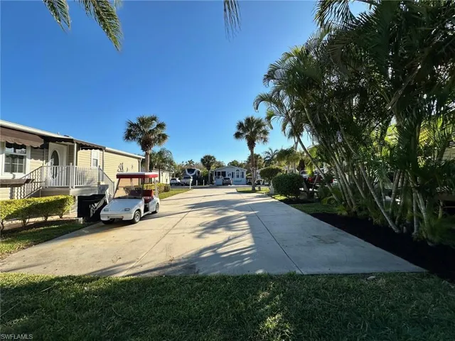 1623 Diamond Lake Cir, Naples, Florida 34114