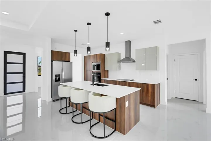 8030 Sherwood Cir, Labelle, Florida 33935