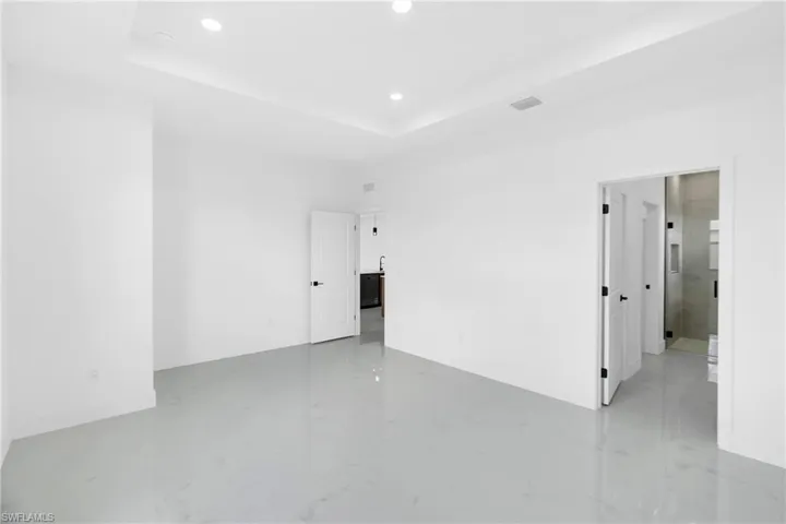 8030 Sherwood Cir, Labelle, Florida 33935