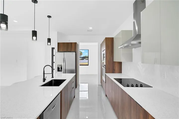 8030 Sherwood Cir, Labelle, Florida 33935