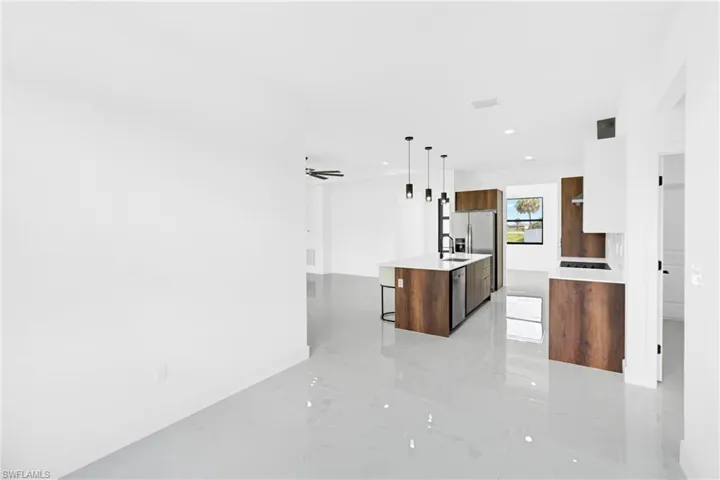 8030 Sherwood Cir, Labelle, Florida 33935