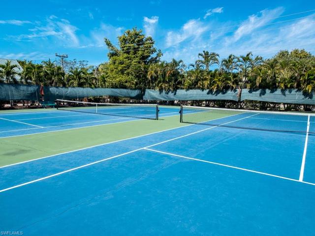 Community tennis Pre-Storm