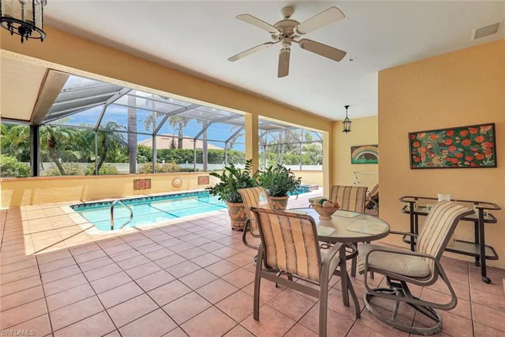 619 SE 18th  TER, Cape Coral, FL 33990