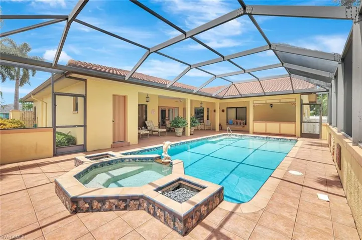 619 SE 18th  TER, Cape Coral, FL 33990