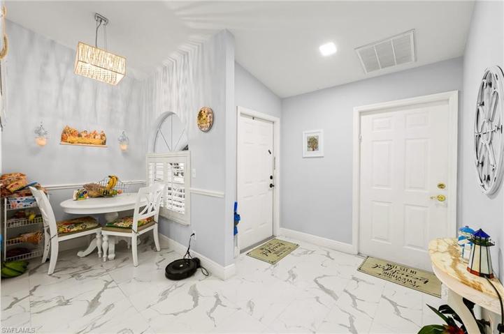 6282  Shadowood  CIR, NAPLES, FL 34112