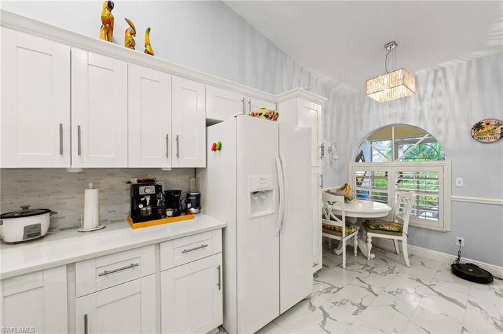 6282  Shadowood  CIR, NAPLES, FL 34112