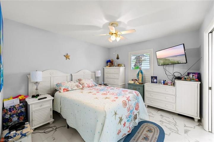 6282  Shadowood  CIR, NAPLES, FL 34112