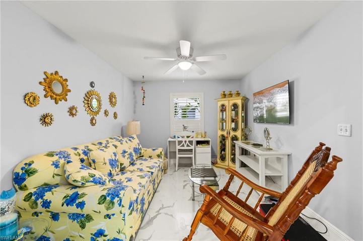 6282  Shadowood  CIR, NAPLES, FL 34112
