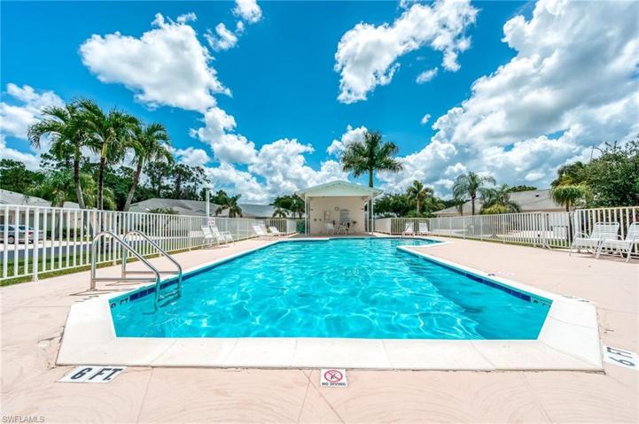 6282  Shadowood  CIR, NAPLES, FL 34112