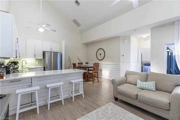 4325 Covey Cir 10b, Naples, Florida 34109