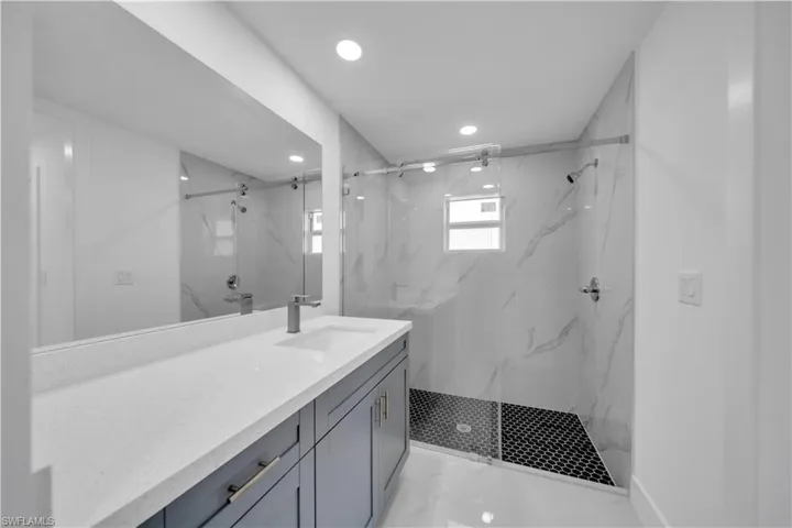 1023  Pilgrim E ST, Lehigh Acres, FL 33974