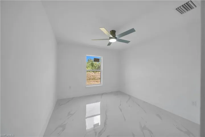 1023  Pilgrim E ST, Lehigh Acres, FL 33974