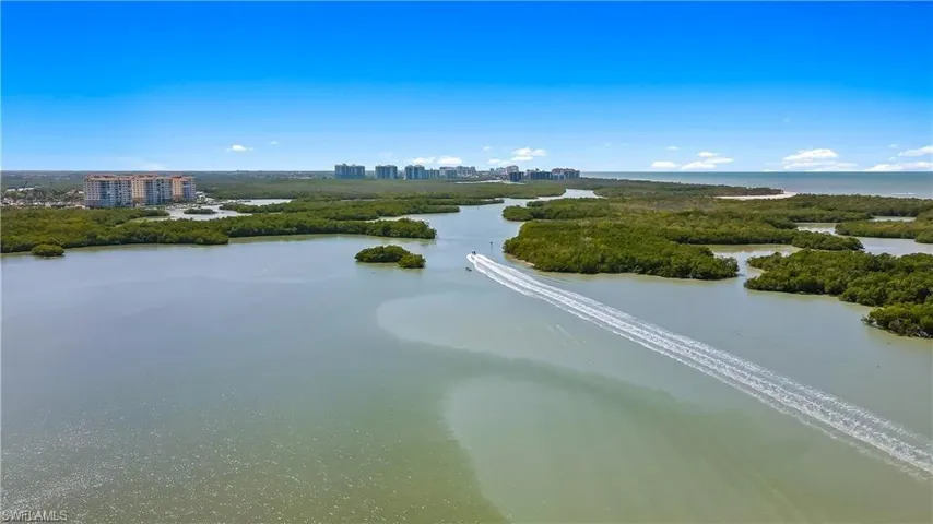 1001 Arbor Lake Dr # 1406, Naples, Florida 34110