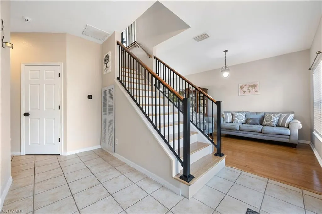 8197 Silver Birch WAY, Lehigh Acres, FL 33971,224104432