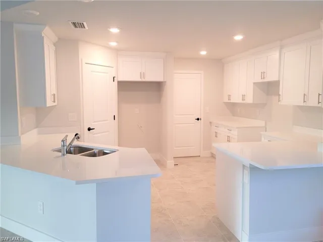 6138  Higgins  AVE, Fort Myers, FL 33905
