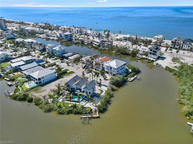 27806 Forester Dr W, Bonita Springs, Florida 34134